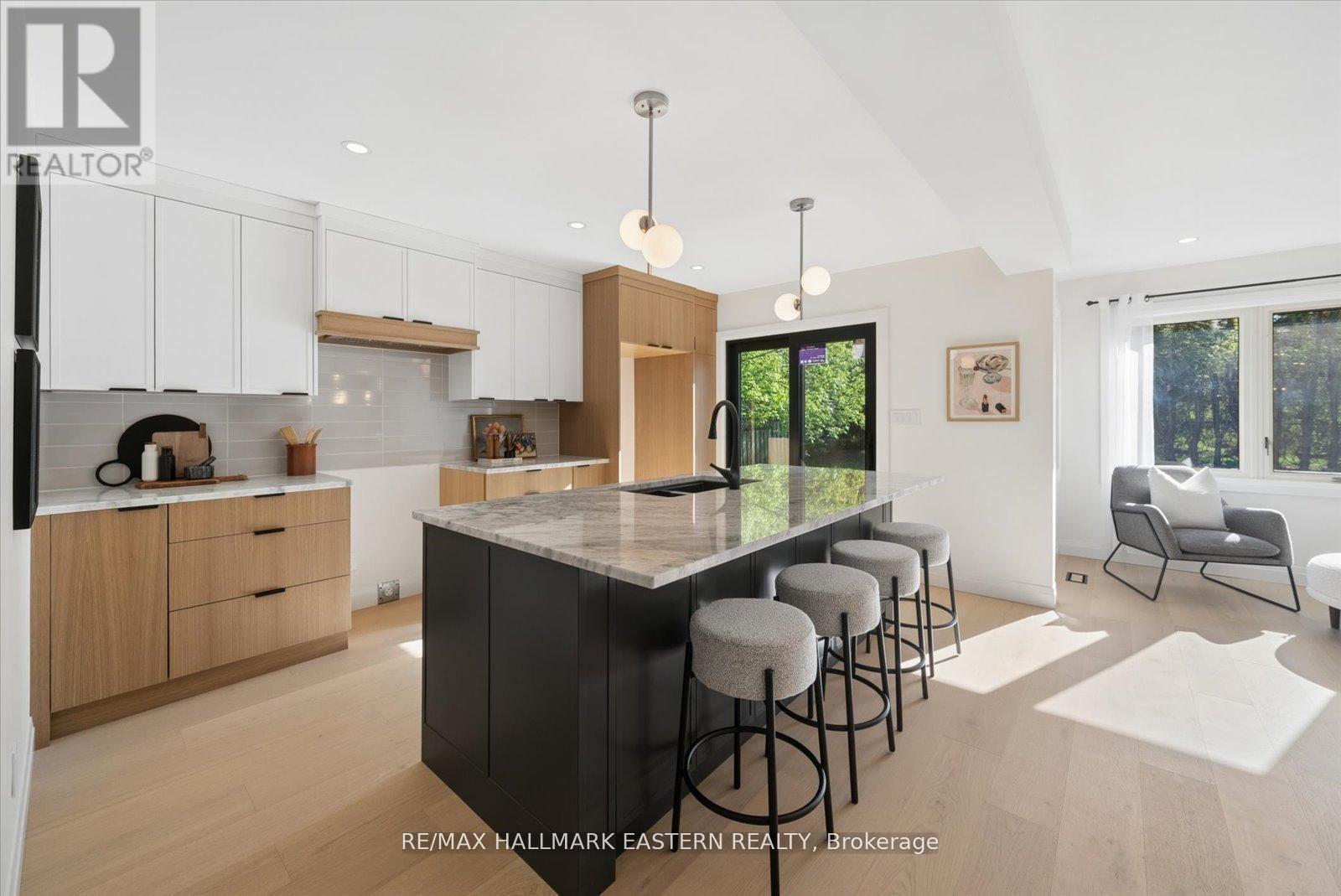 1565 FAIR AVENUE - 10