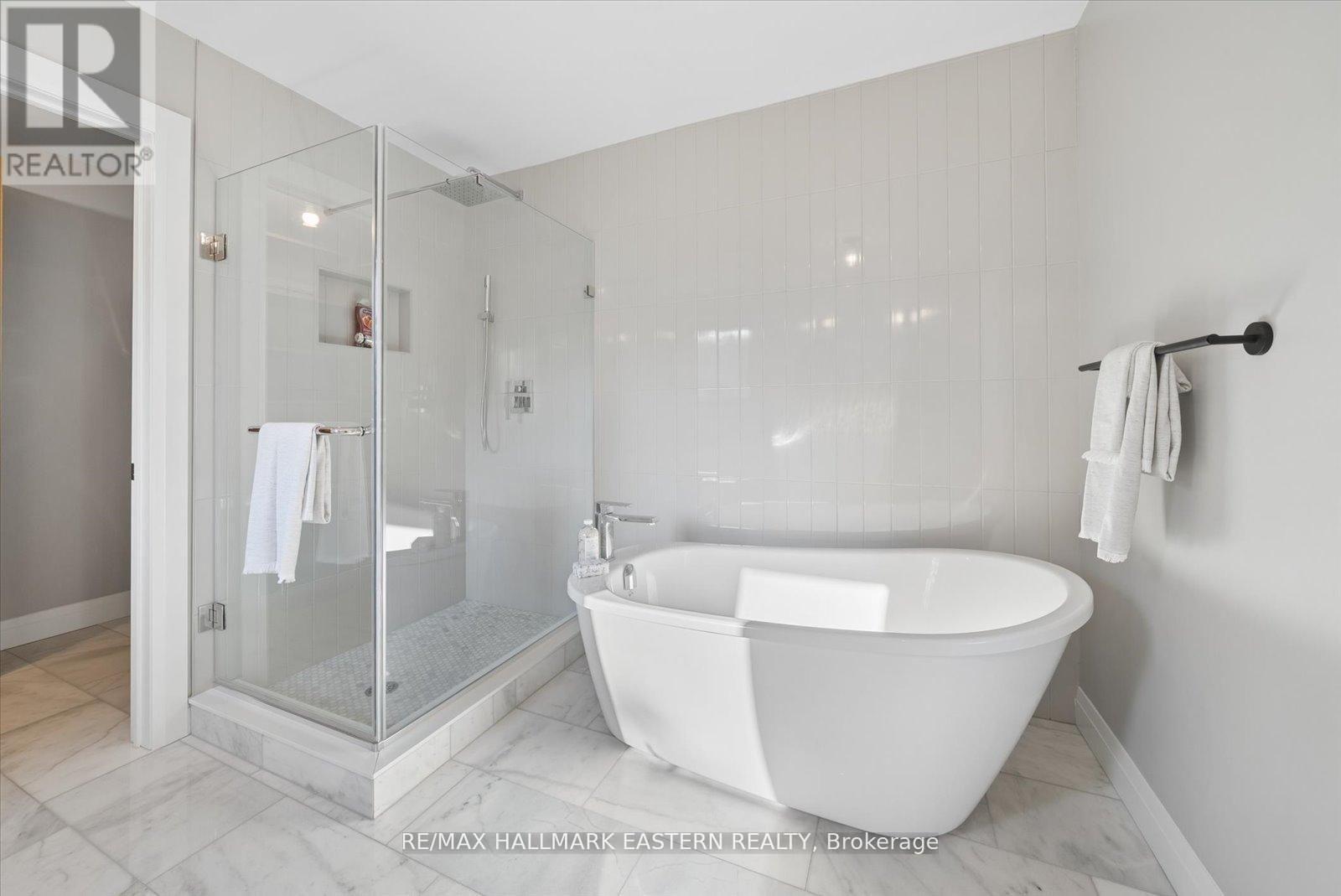 1565 FAIR AVENUE - 21