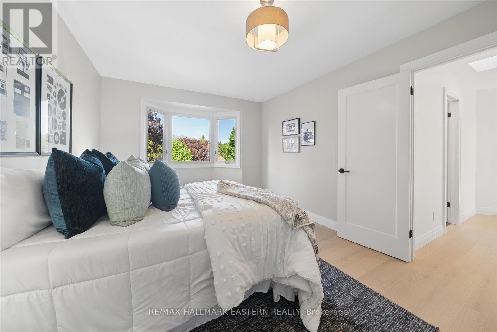 1565 FAIR AVENUE - 25