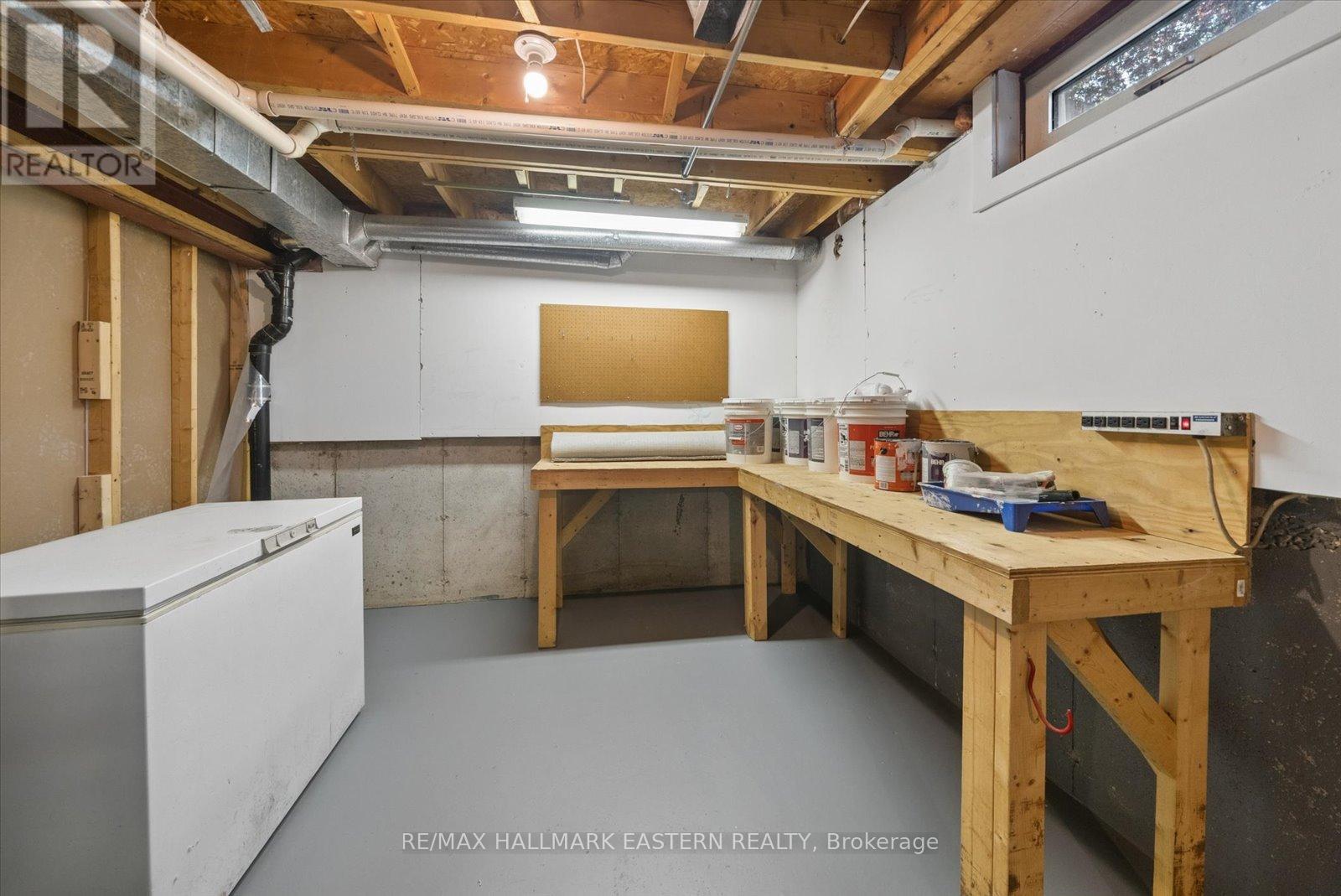 1565 FAIR AVENUE - 34