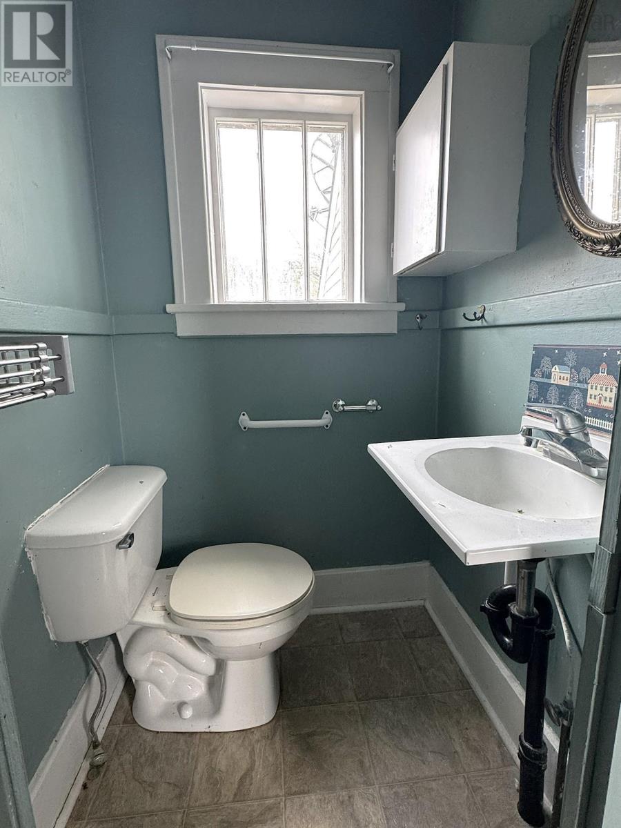 61 Lawrencetown Lane - 16