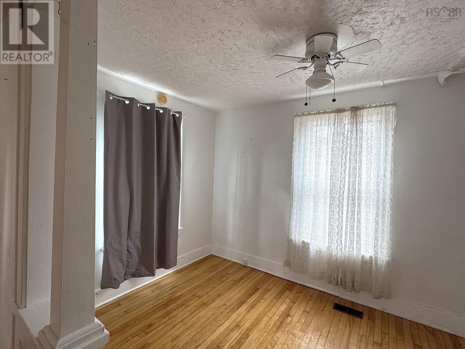 61 Lawrencetown Lane - 9