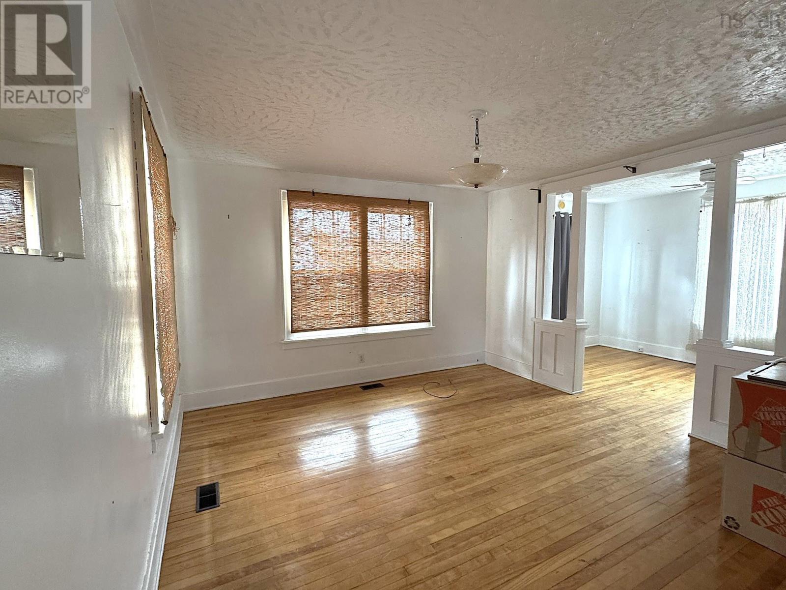 61 Lawrencetown Lane - 8