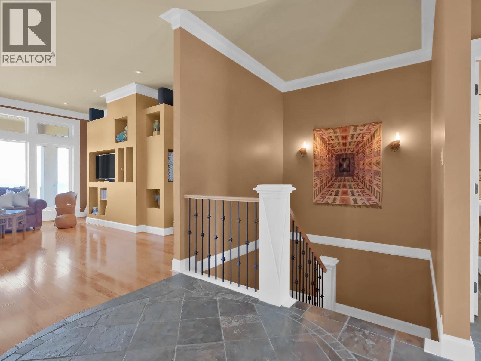 156 VANCOUVER Place - 27