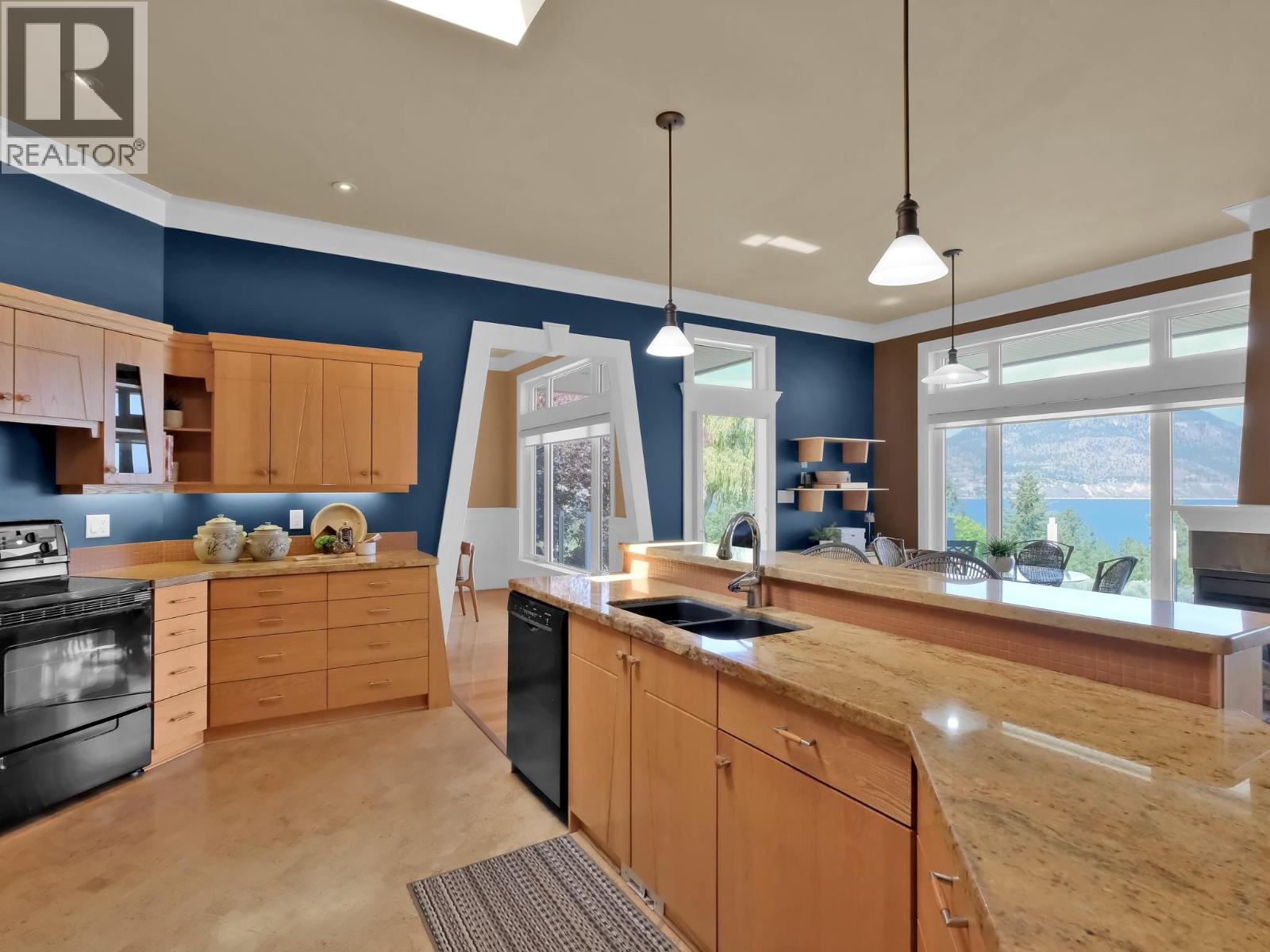 156 VANCOUVER Place - 14