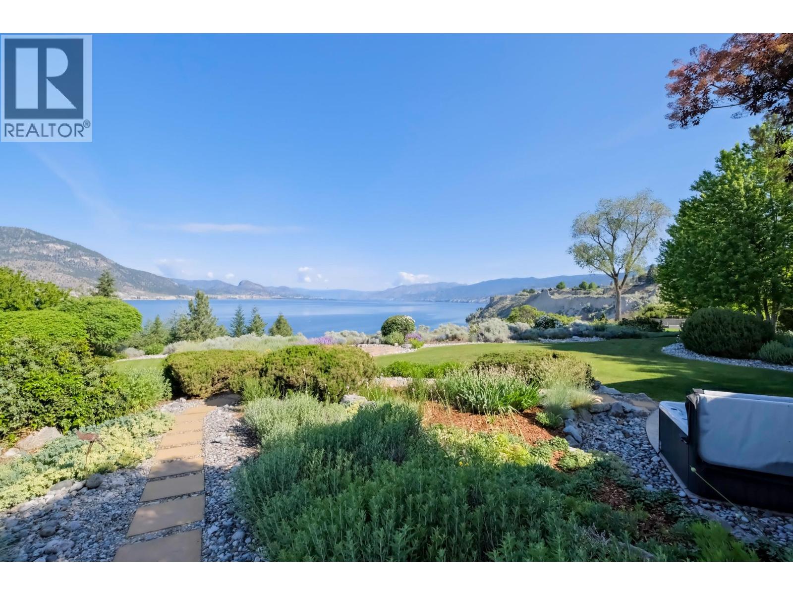 156 VANCOUVER Place - 45