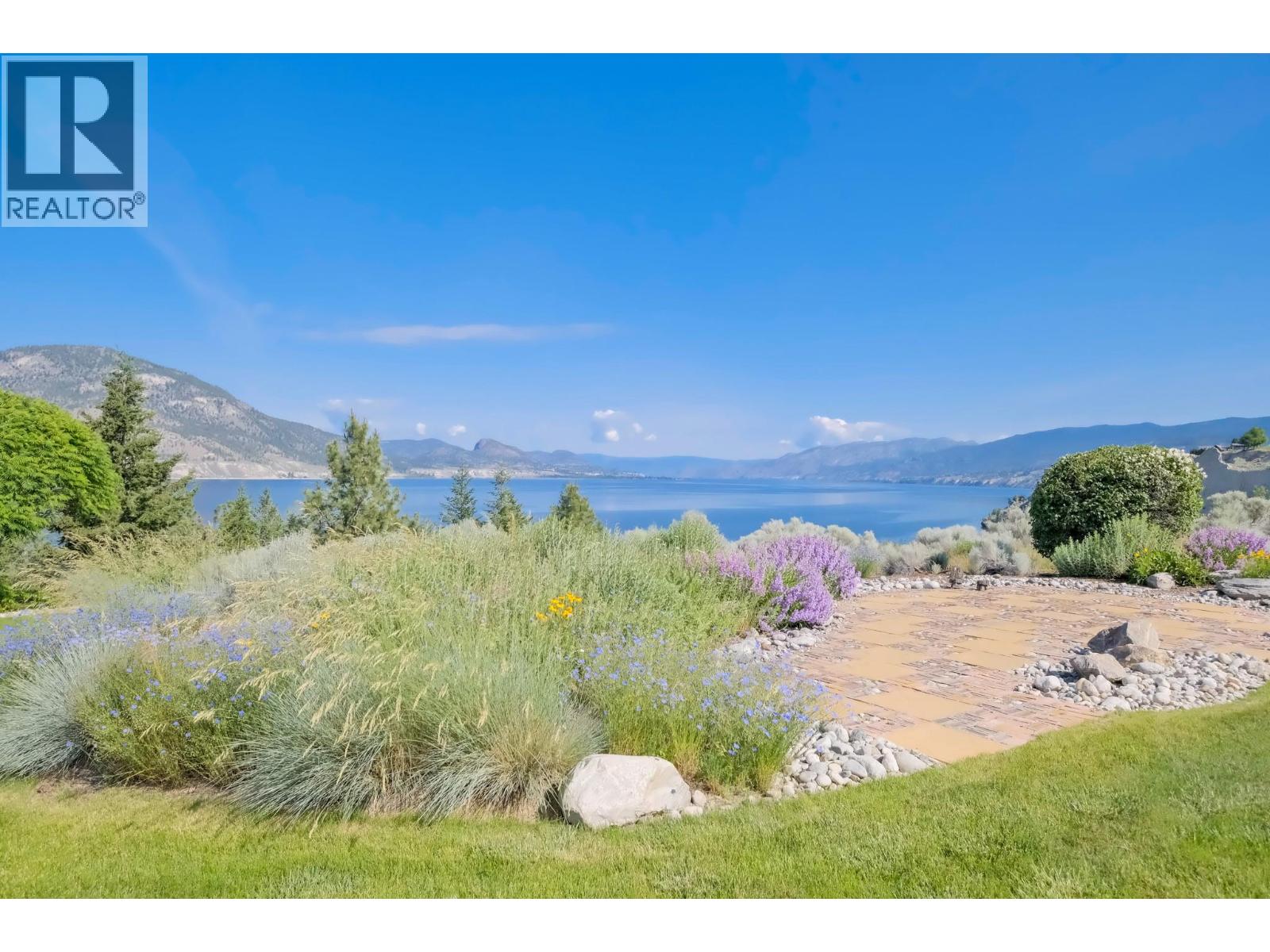 156 VANCOUVER Place - 44