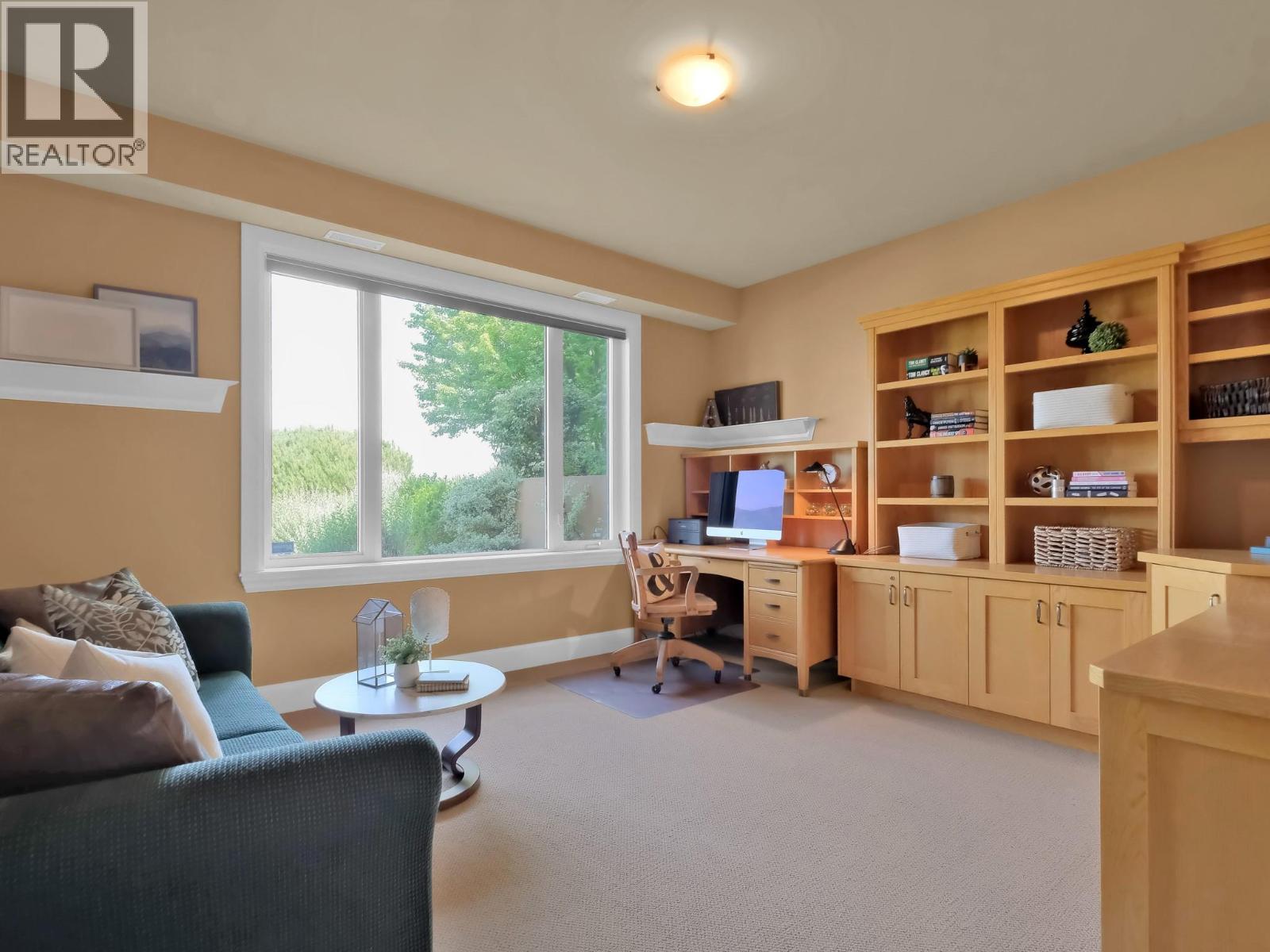 156 VANCOUVER Place - 33