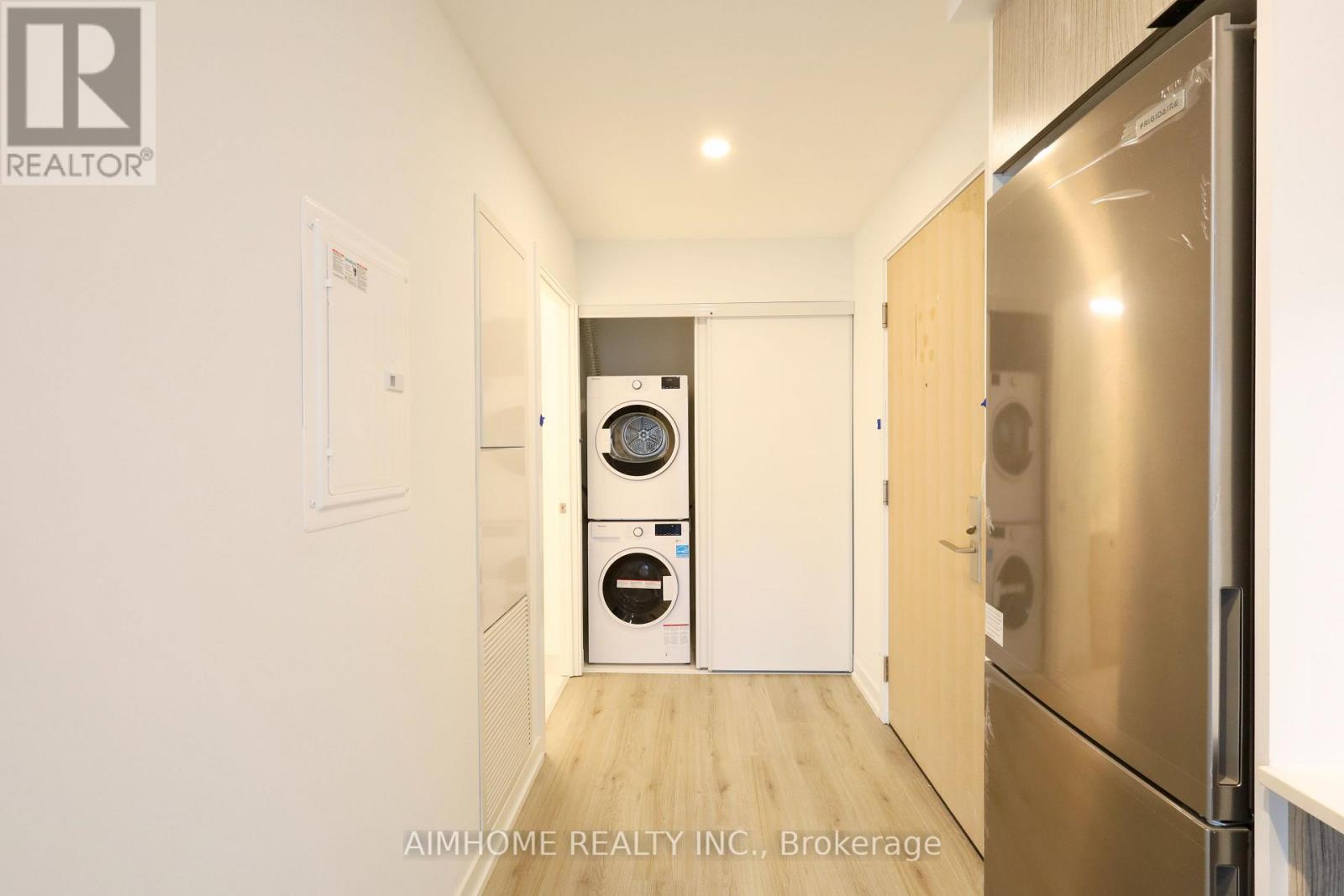 #5011 395 BLOOR STREET E - 5
