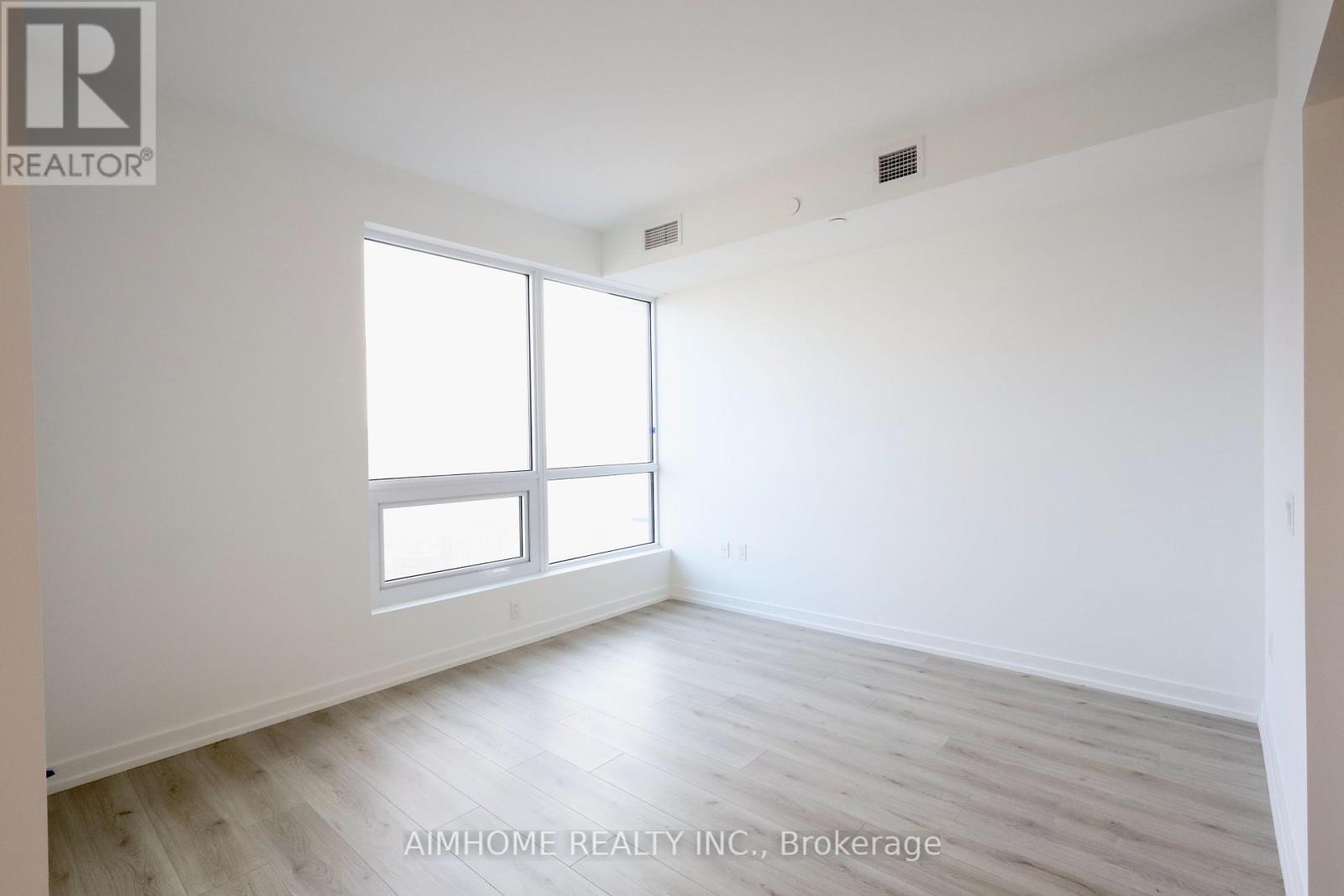 #5011 395 BLOOR STREET E - 6