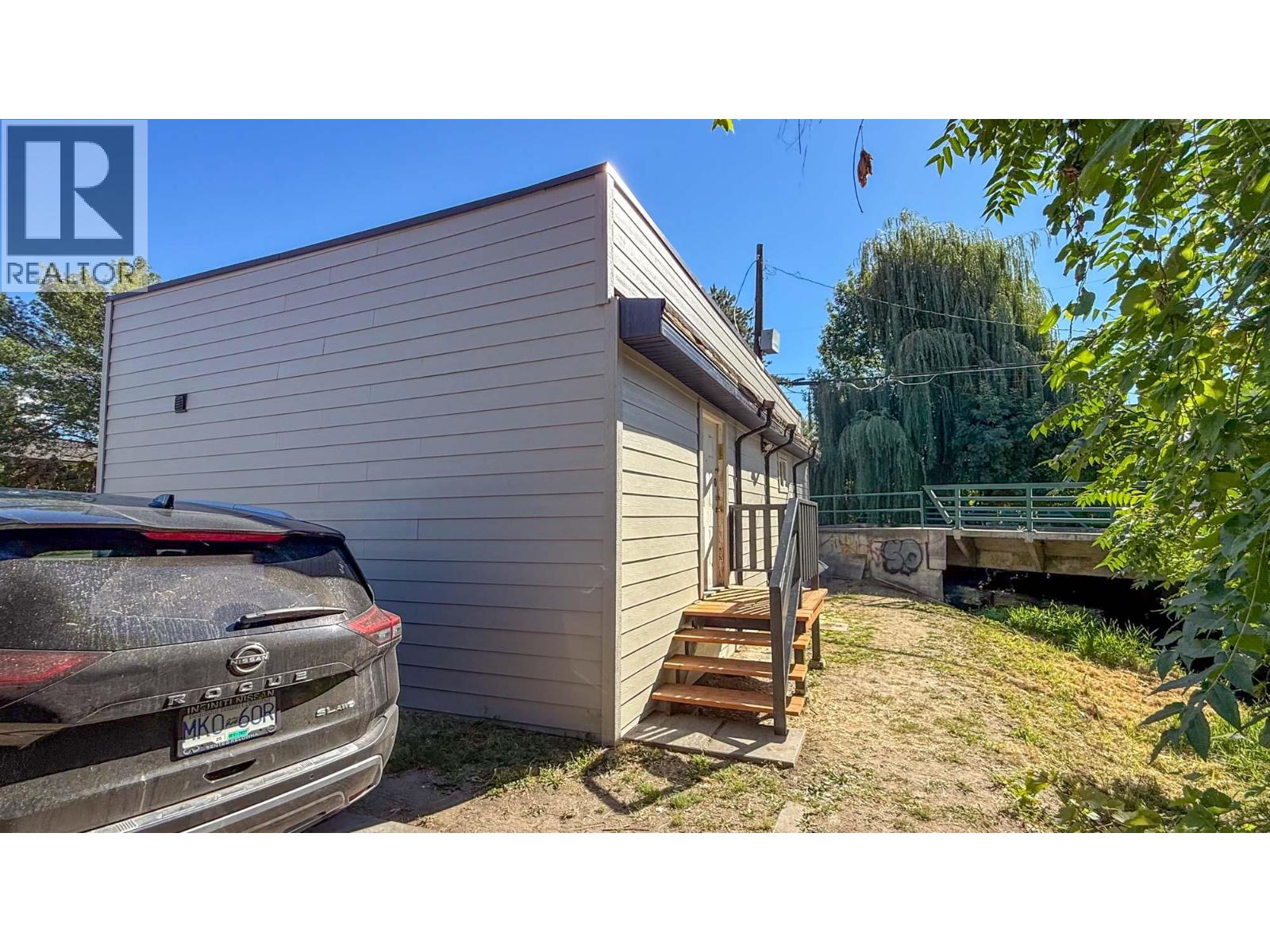  1359 Sutherland Avenue, Kelowna