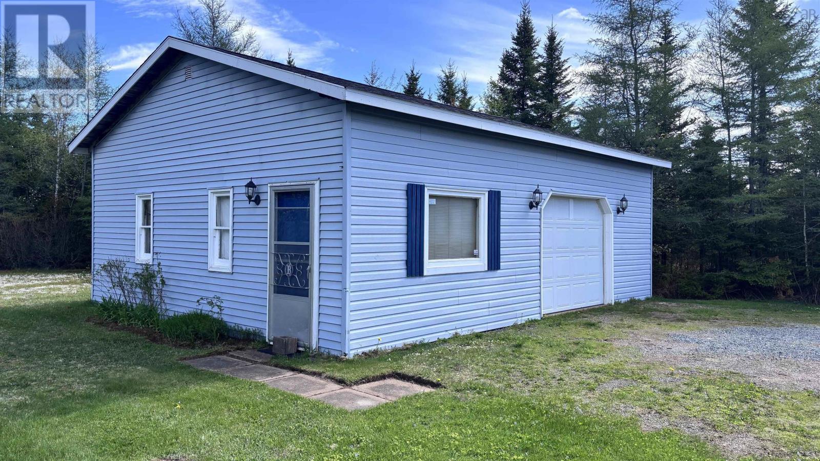 143 SHORE Road - 39