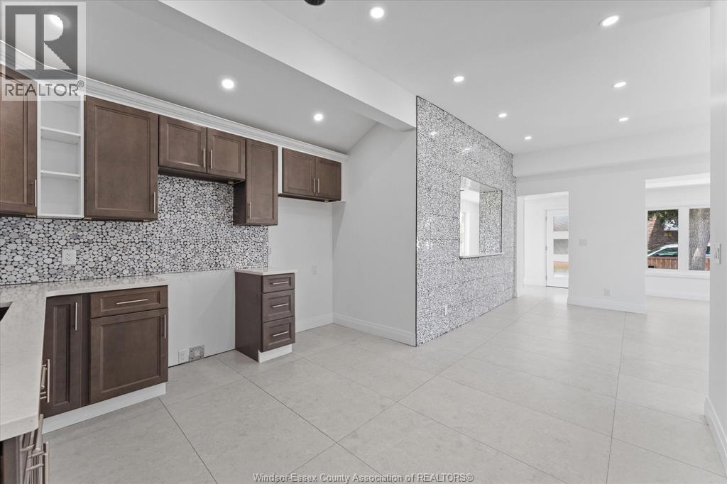 229 Aylmer - 10