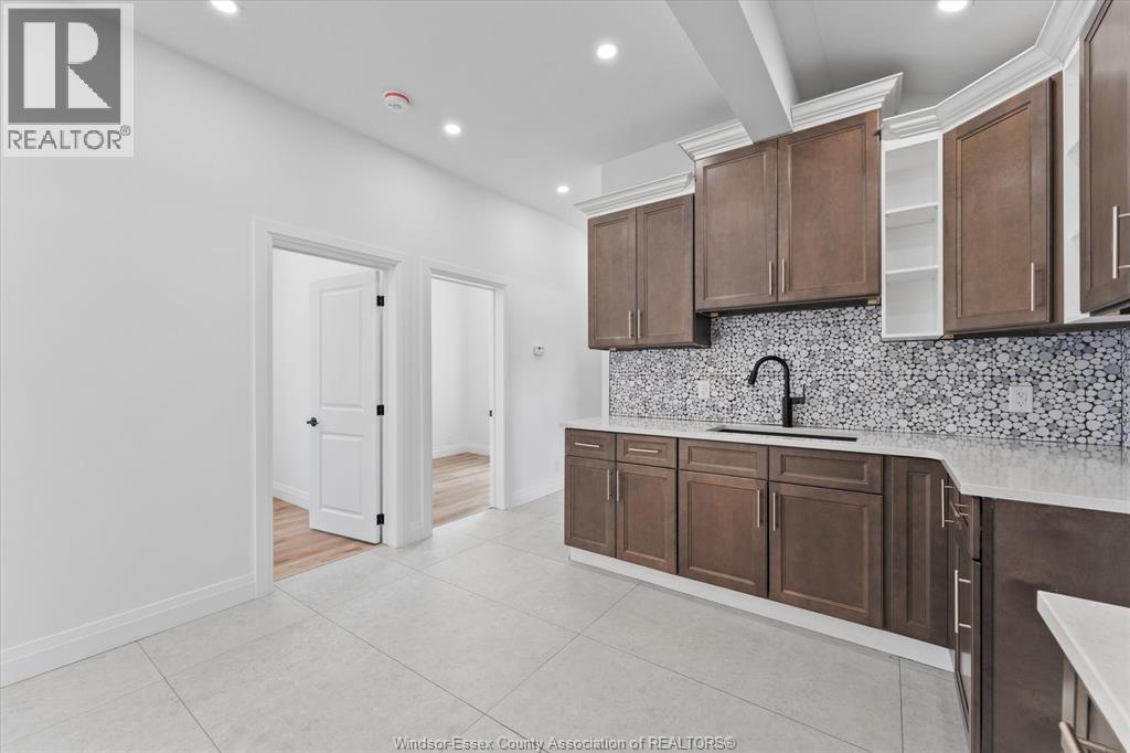 229 Aylmer - 11