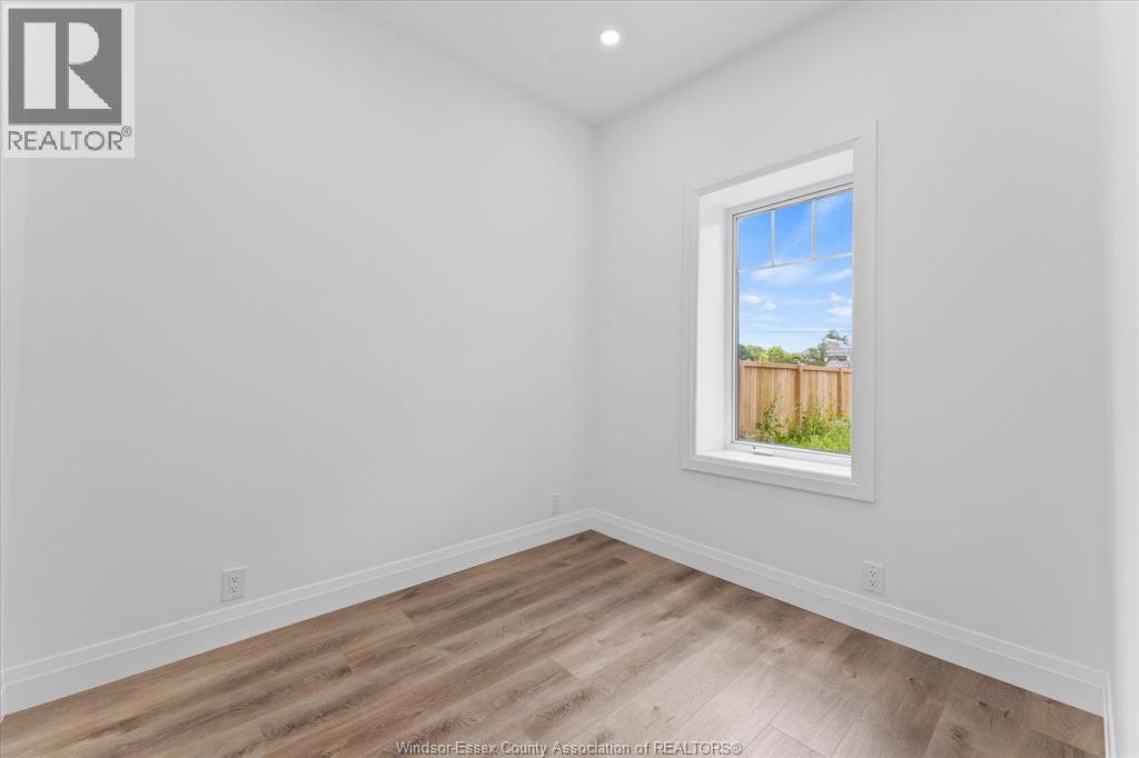 229 Aylmer - 16