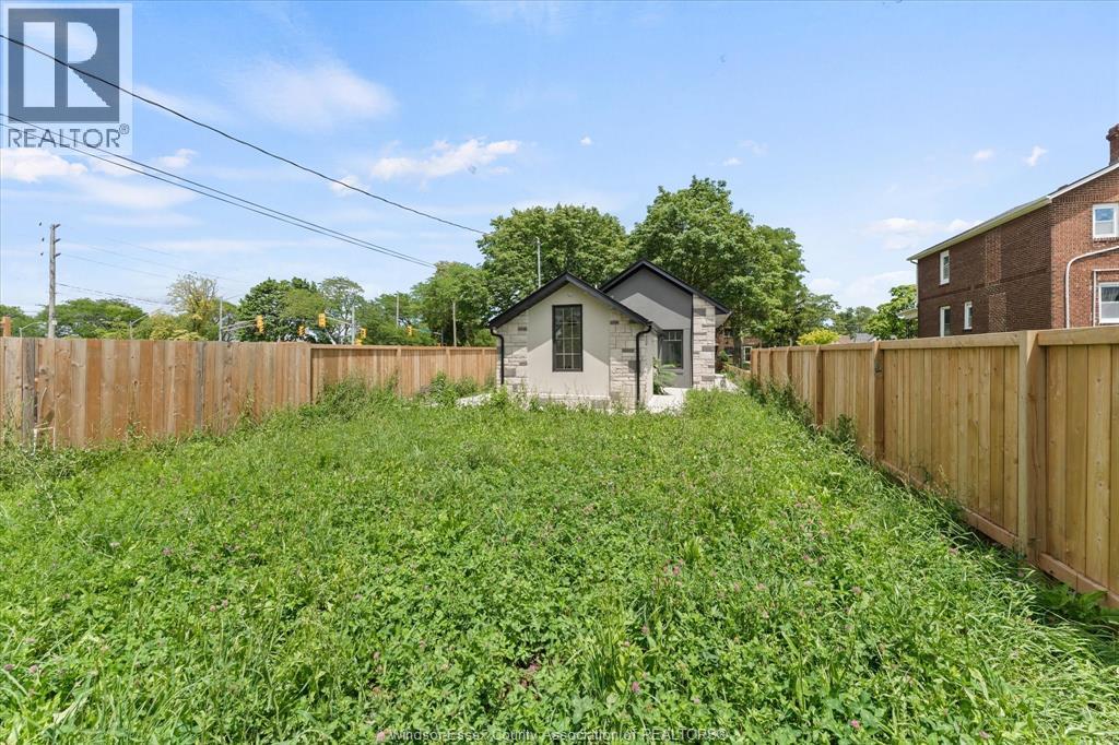 229 Aylmer - 21
