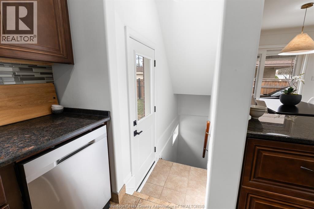 735 Lounsborough - 23