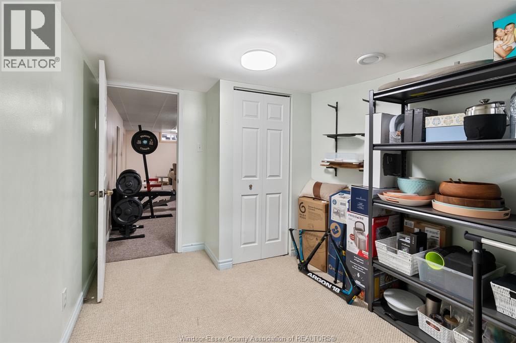 735 Lounsborough - 37