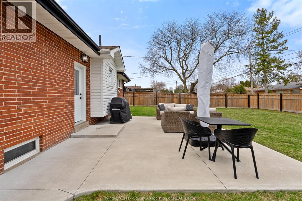 735 Lounsborough - 44