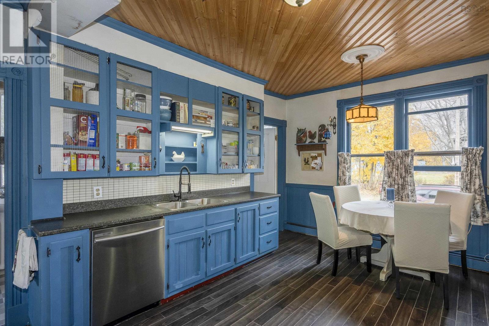 10251 Highway 1, Paradise Highway - 7