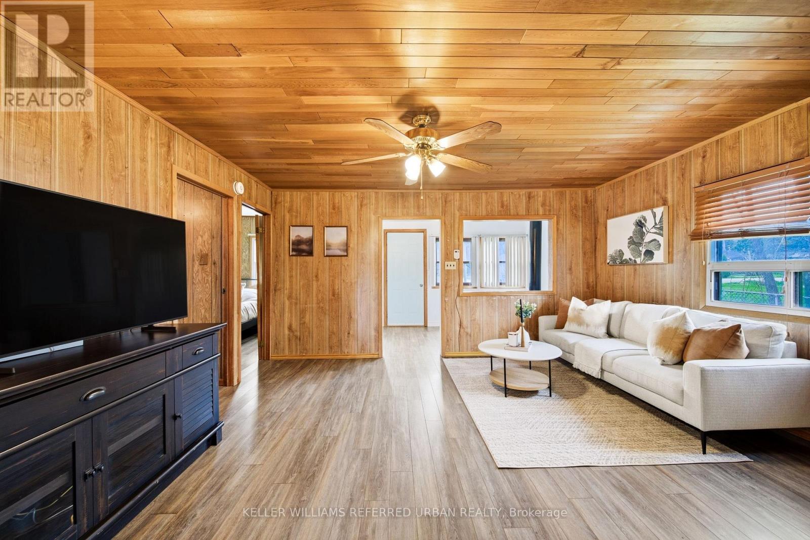 706 CHESTNUT STREET - 12