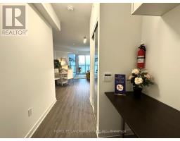 813 - 85 Oneida Crescent, Richmond Hill, ON L4B0H4 Photo 6