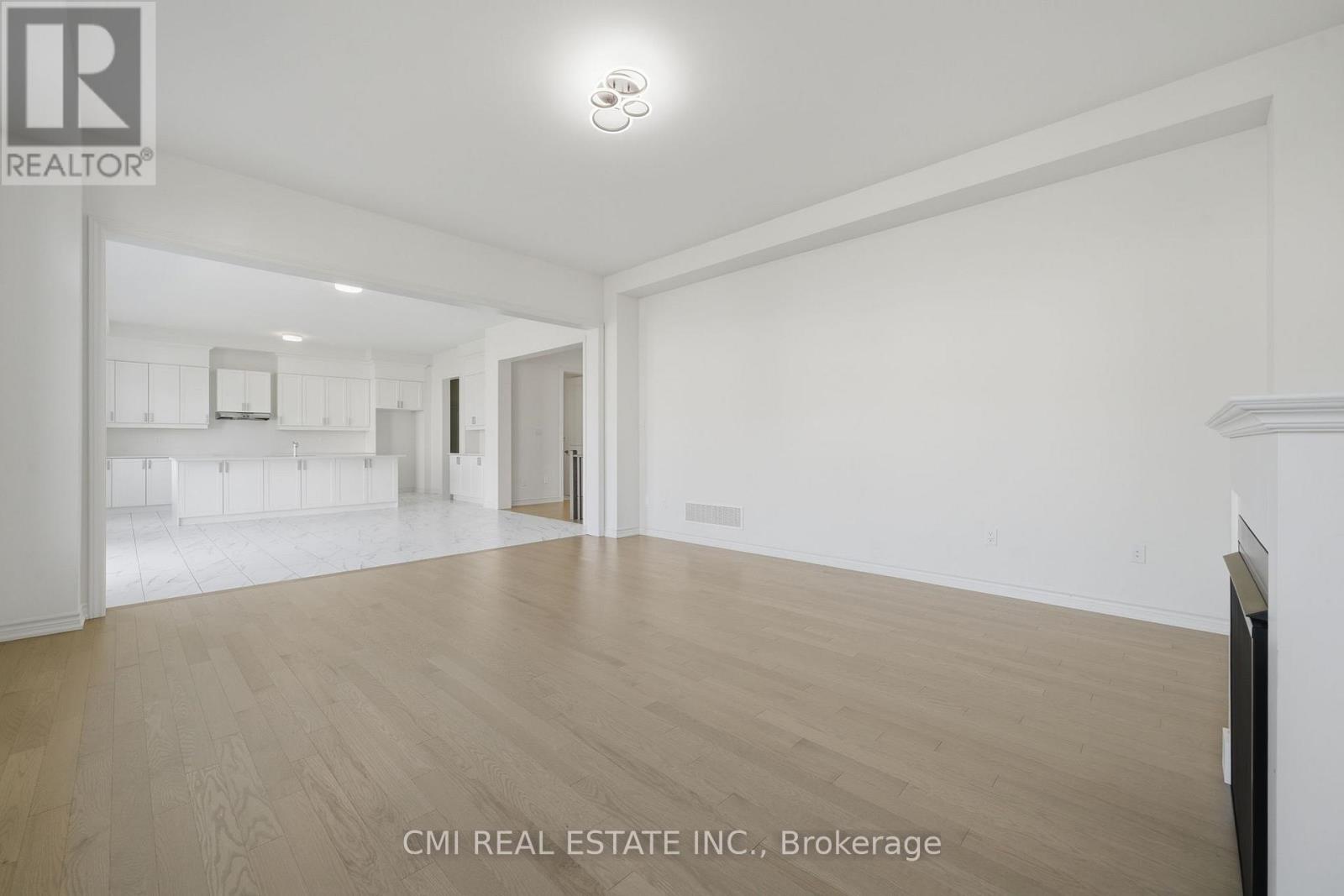 25 BELLFLOWER CRESCENT - 13