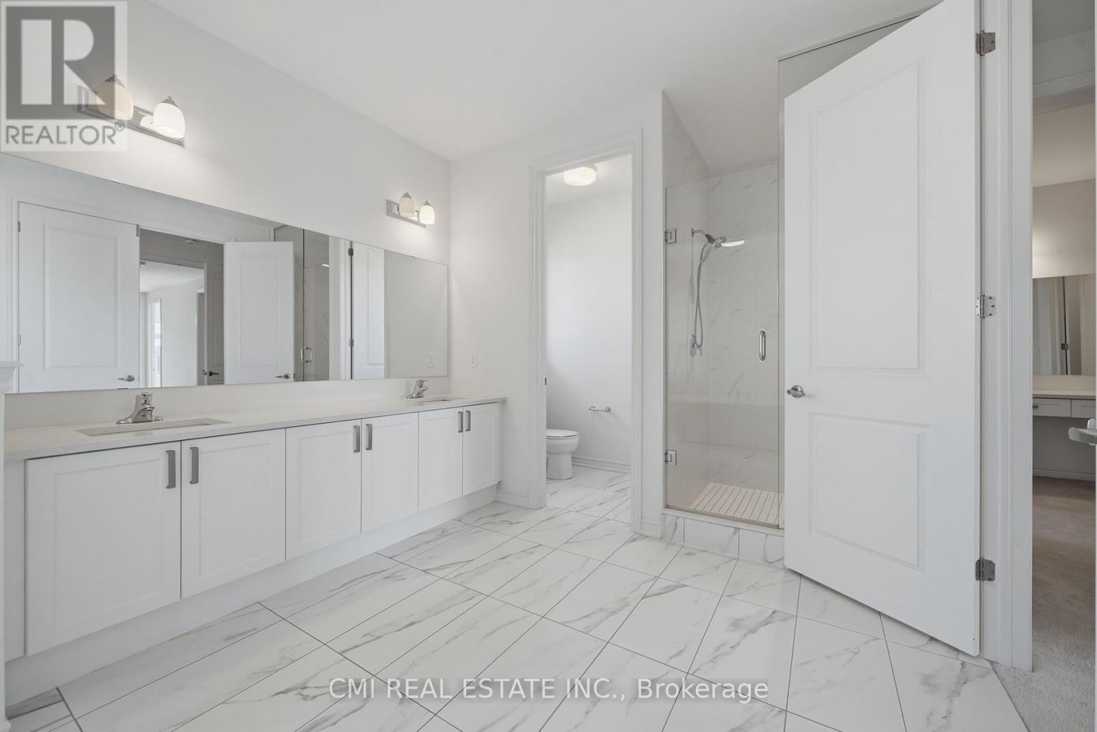 25 BELLFLOWER CRESCENT - 24