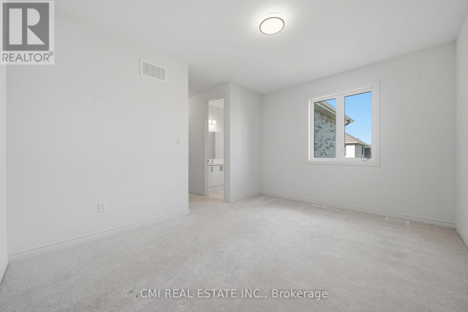 25 BELLFLOWER CRESCENT - 28