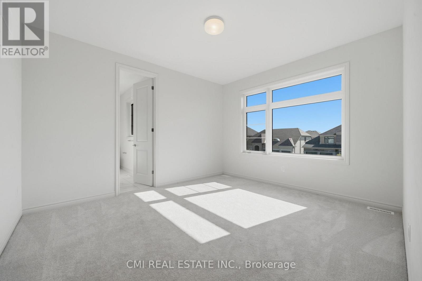 25 BELLFLOWER CRESCENT - 33