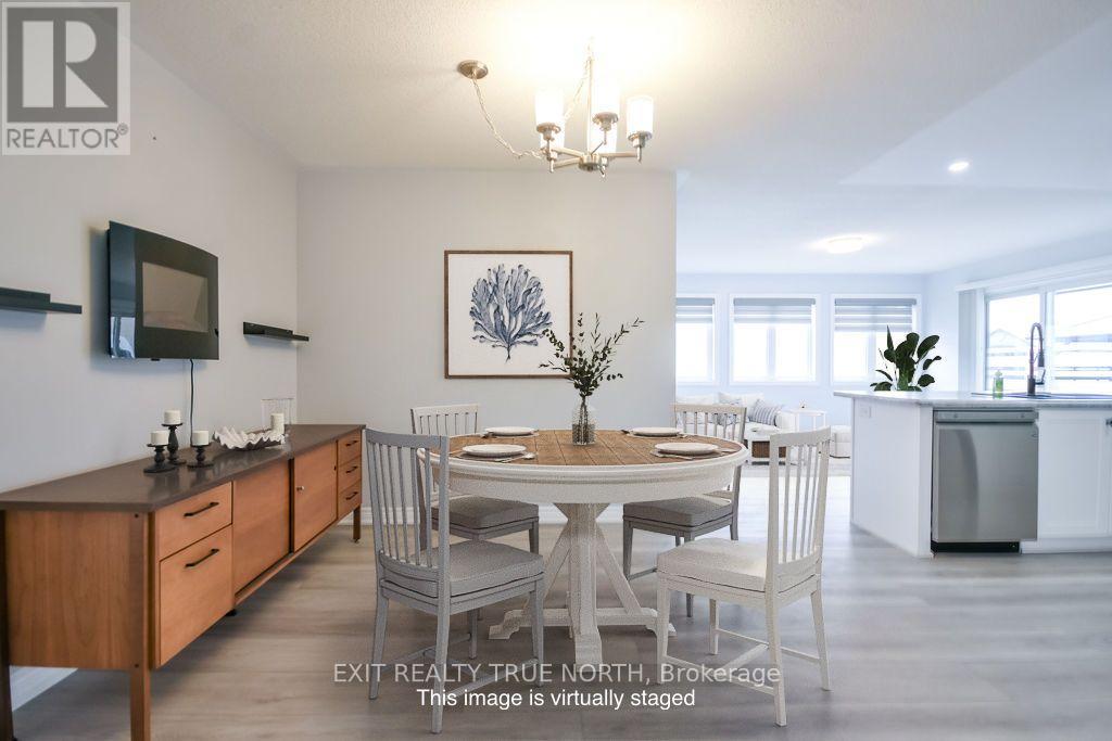 8 SINCLAIR CRESCENT - 8