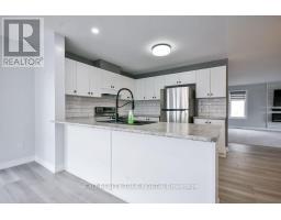 8 Sinclair Crescent, Ramara, ON L3V8J9 Photo 13
