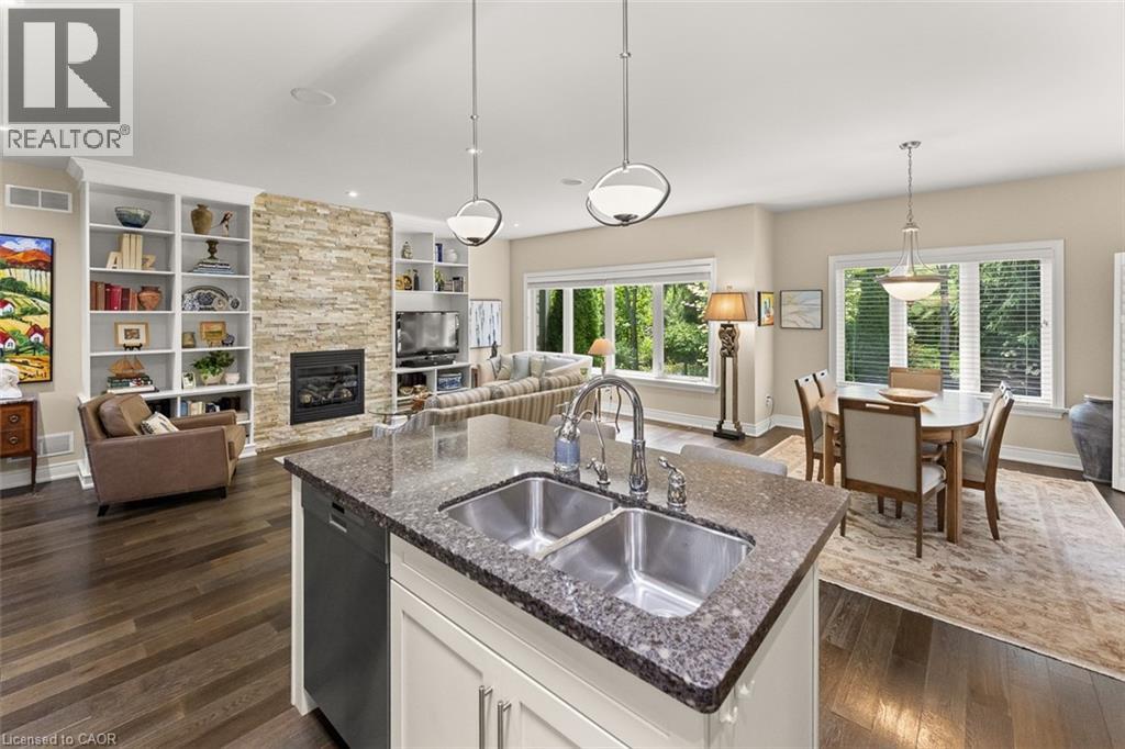 6 CREEKSIDE Drive - 15