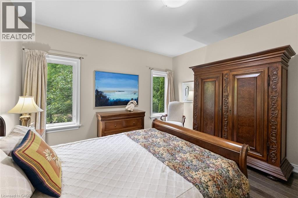 6 CREEKSIDE Drive - 26