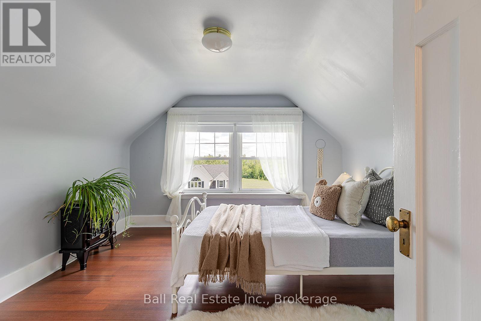 734 TARA ROAD - Image 33