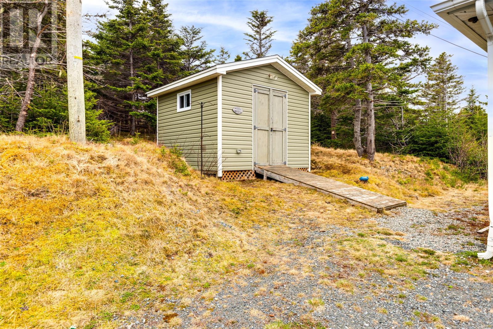 24 Meetinghouse Road - 28