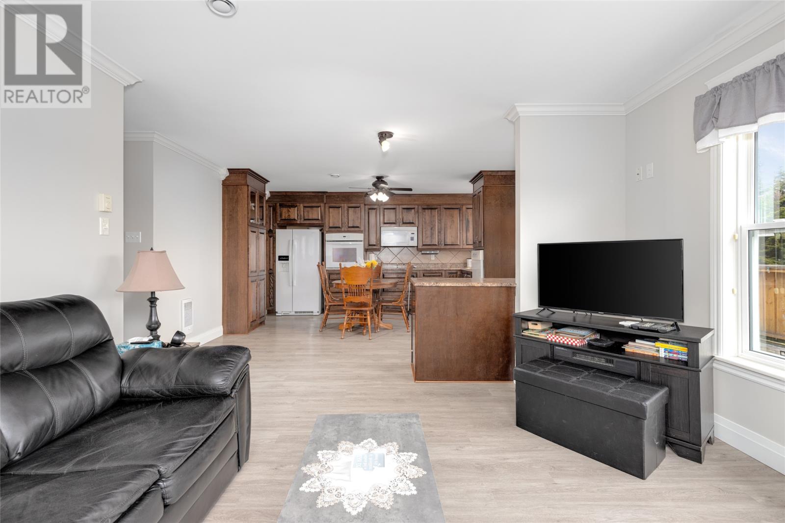 24 Meetinghouse Road - 5