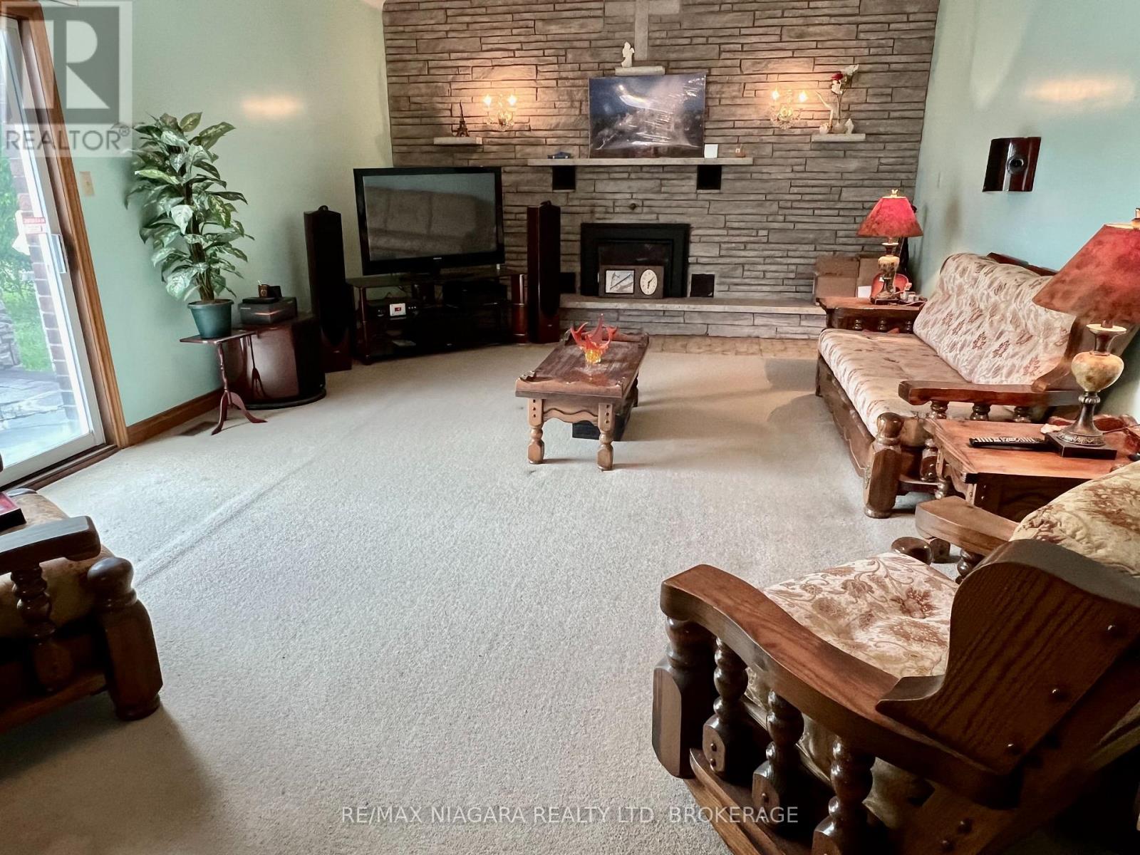 4628 BALDWIN AVENUE - 29