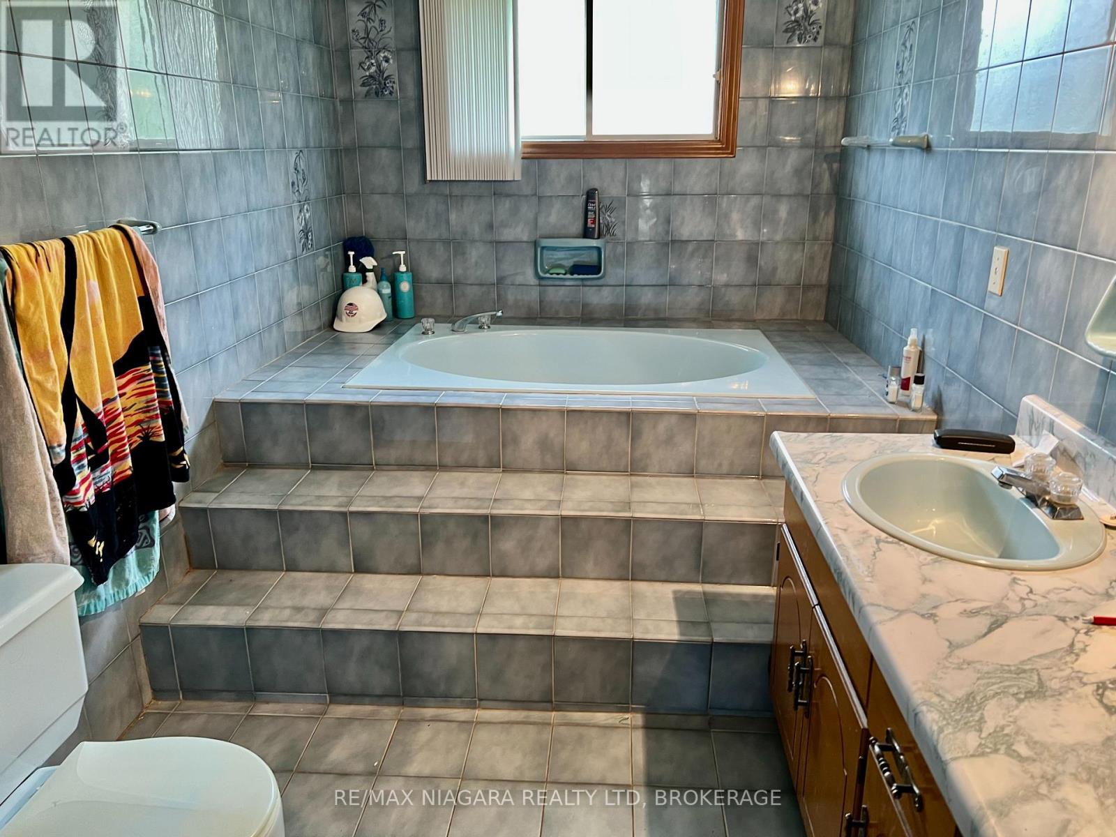 4628 BALDWIN AVENUE - 36