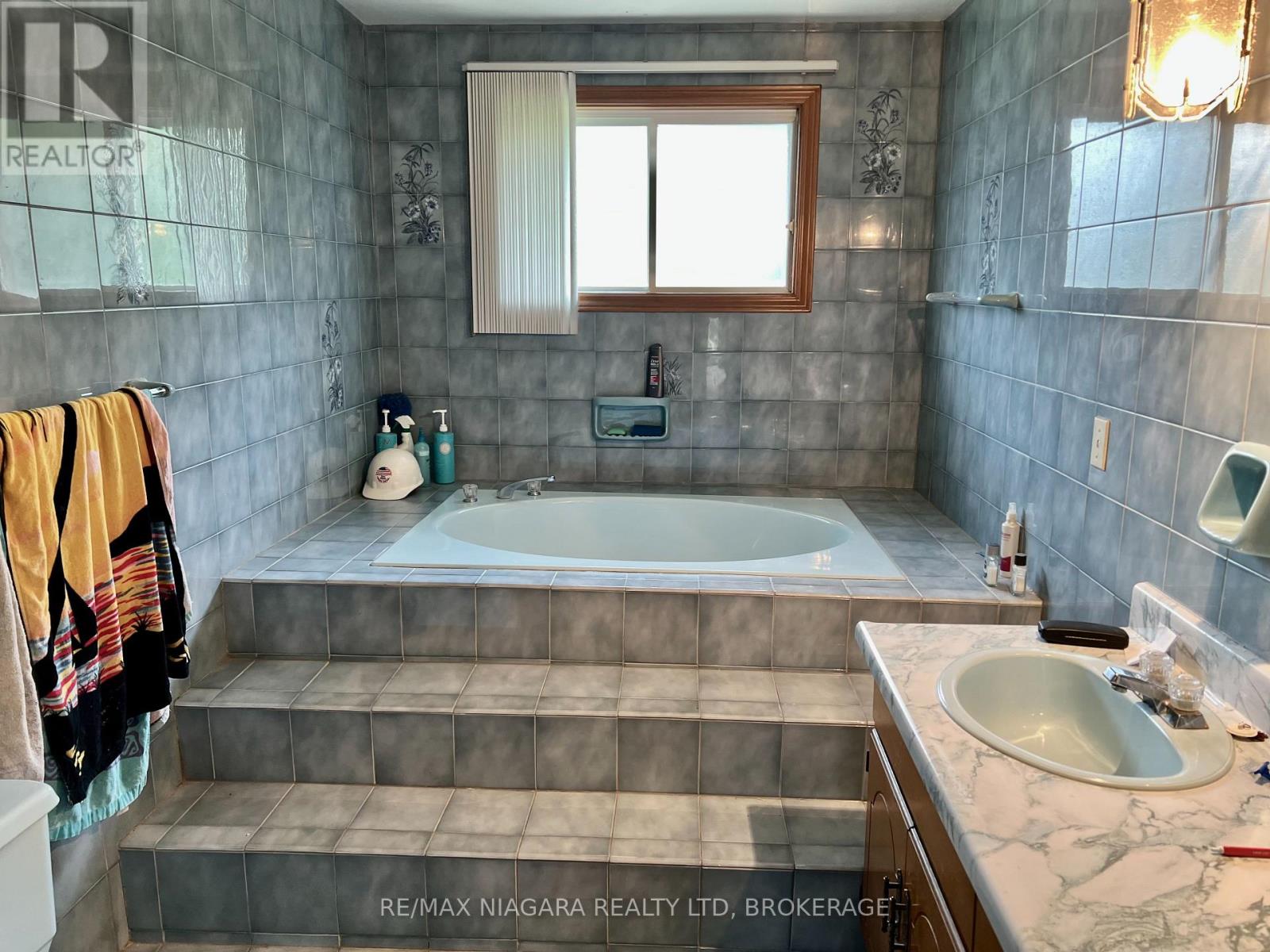 4628 BALDWIN AVENUE - 37