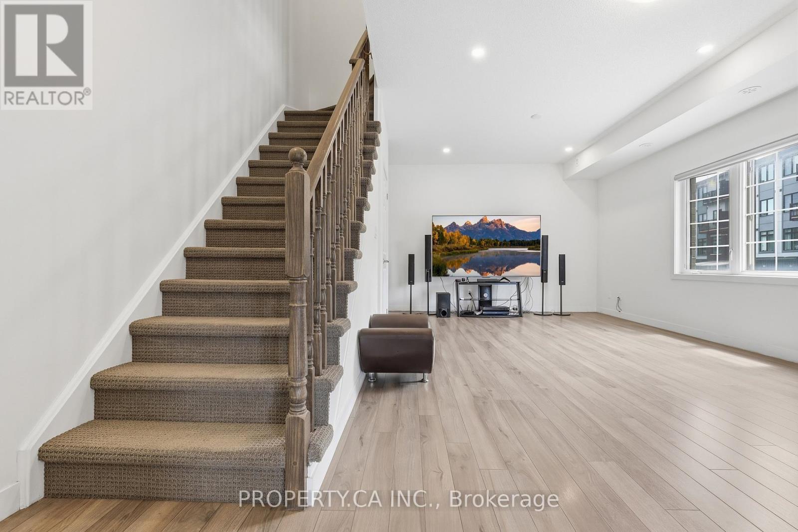 7 FORBES AVENUE - Image 16
