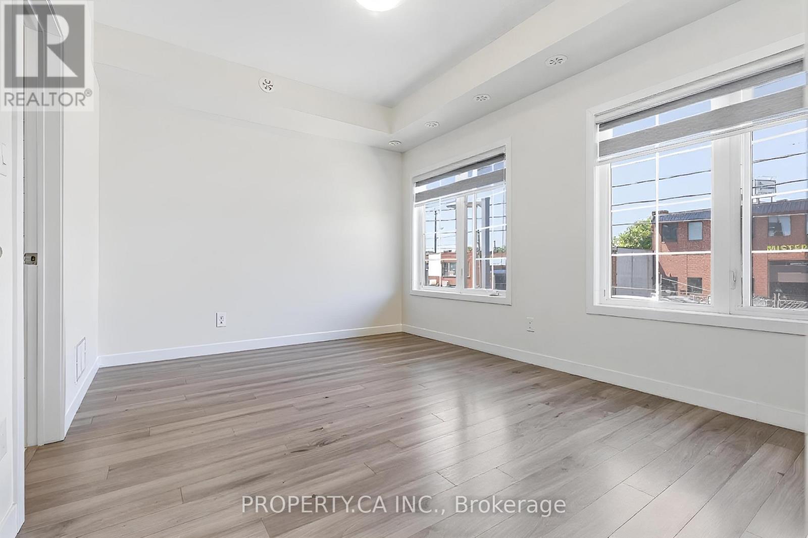 7 FORBES AVENUE - Image 20