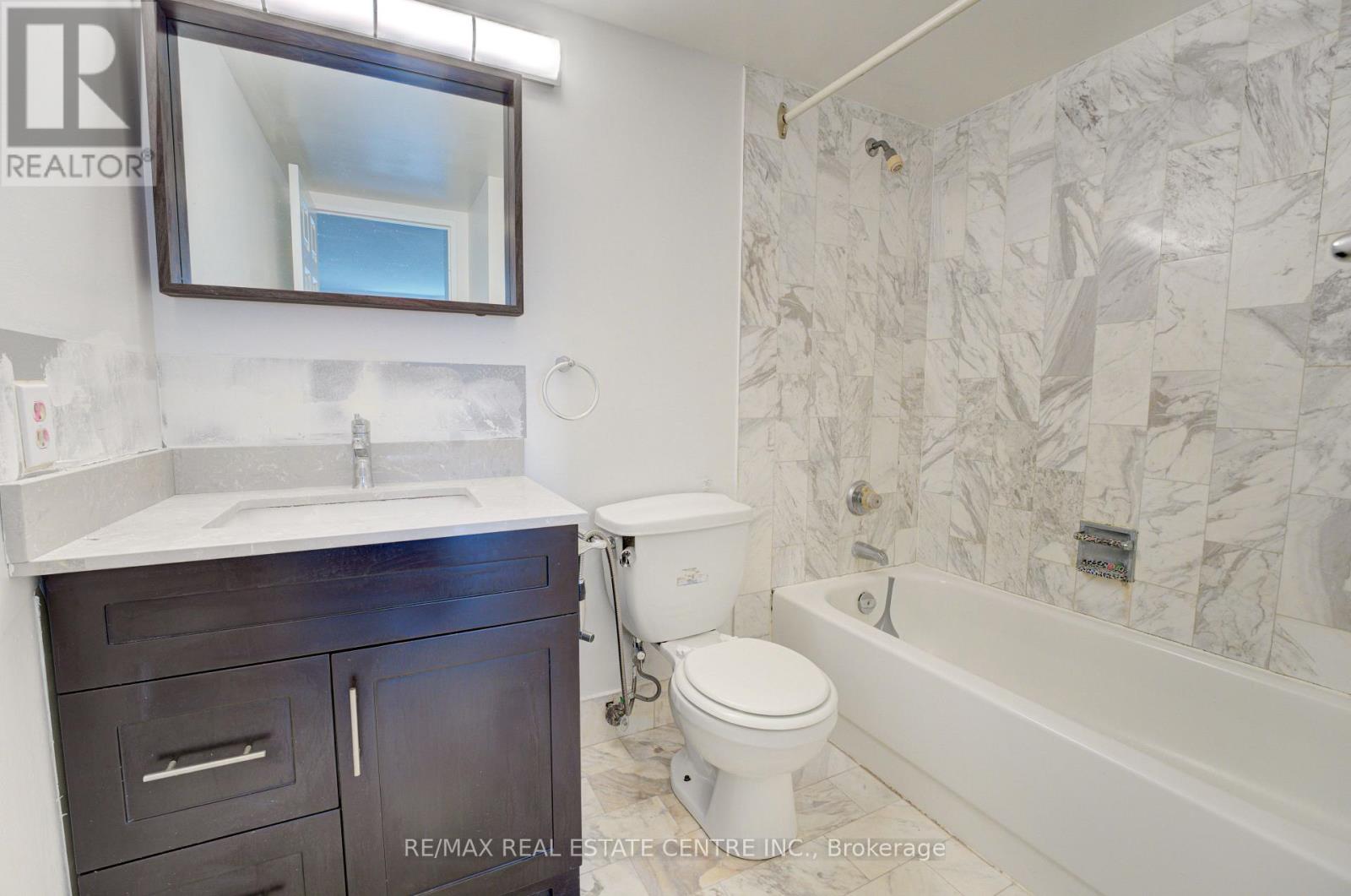 #1405 325 WEBB DRIVE - 25