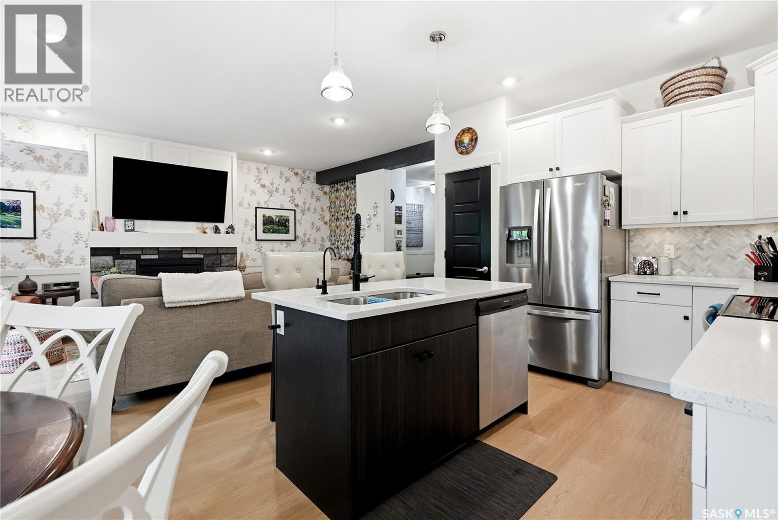 #147 3220 11th STREET - 12