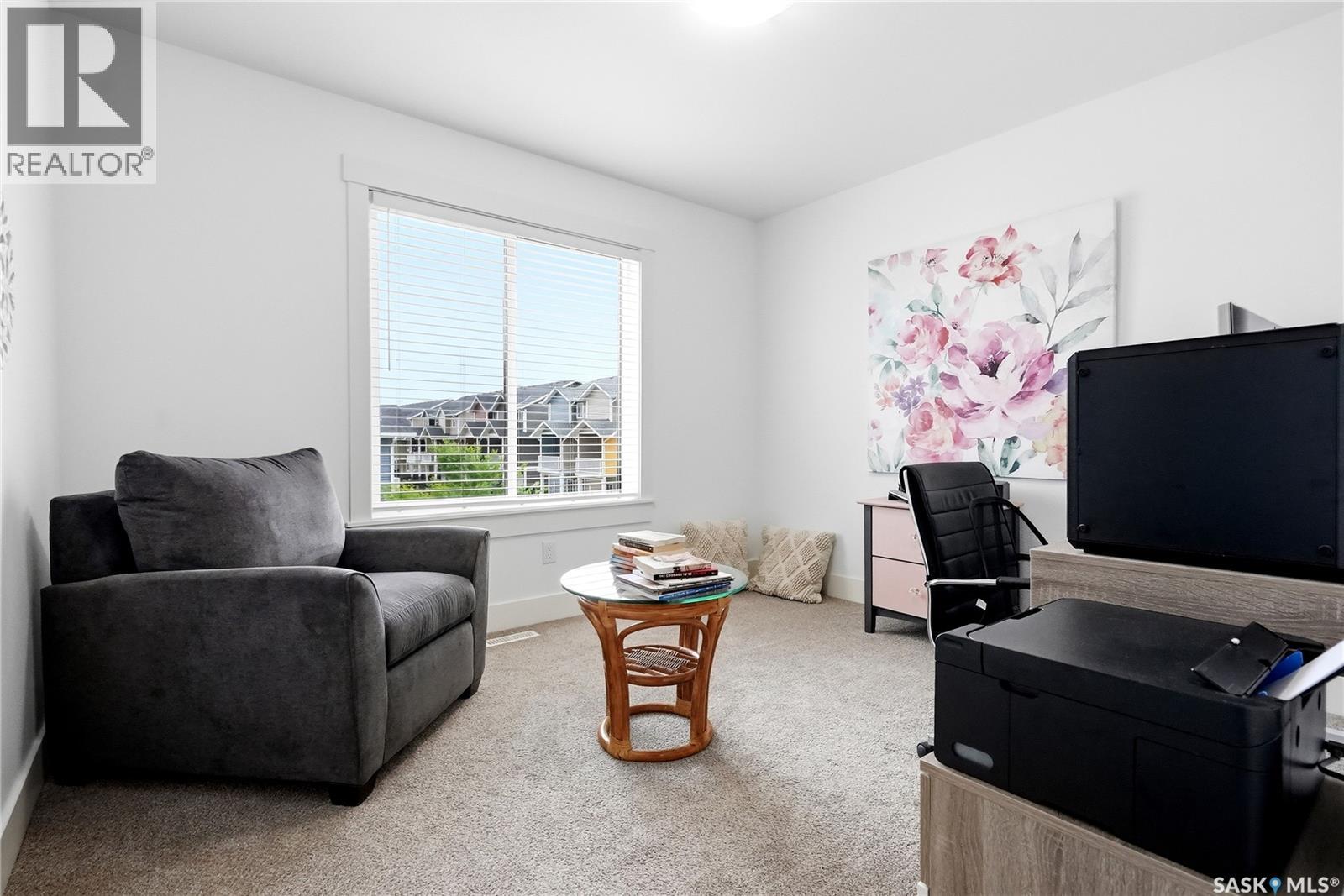 #147 3220 11th STREET - 37