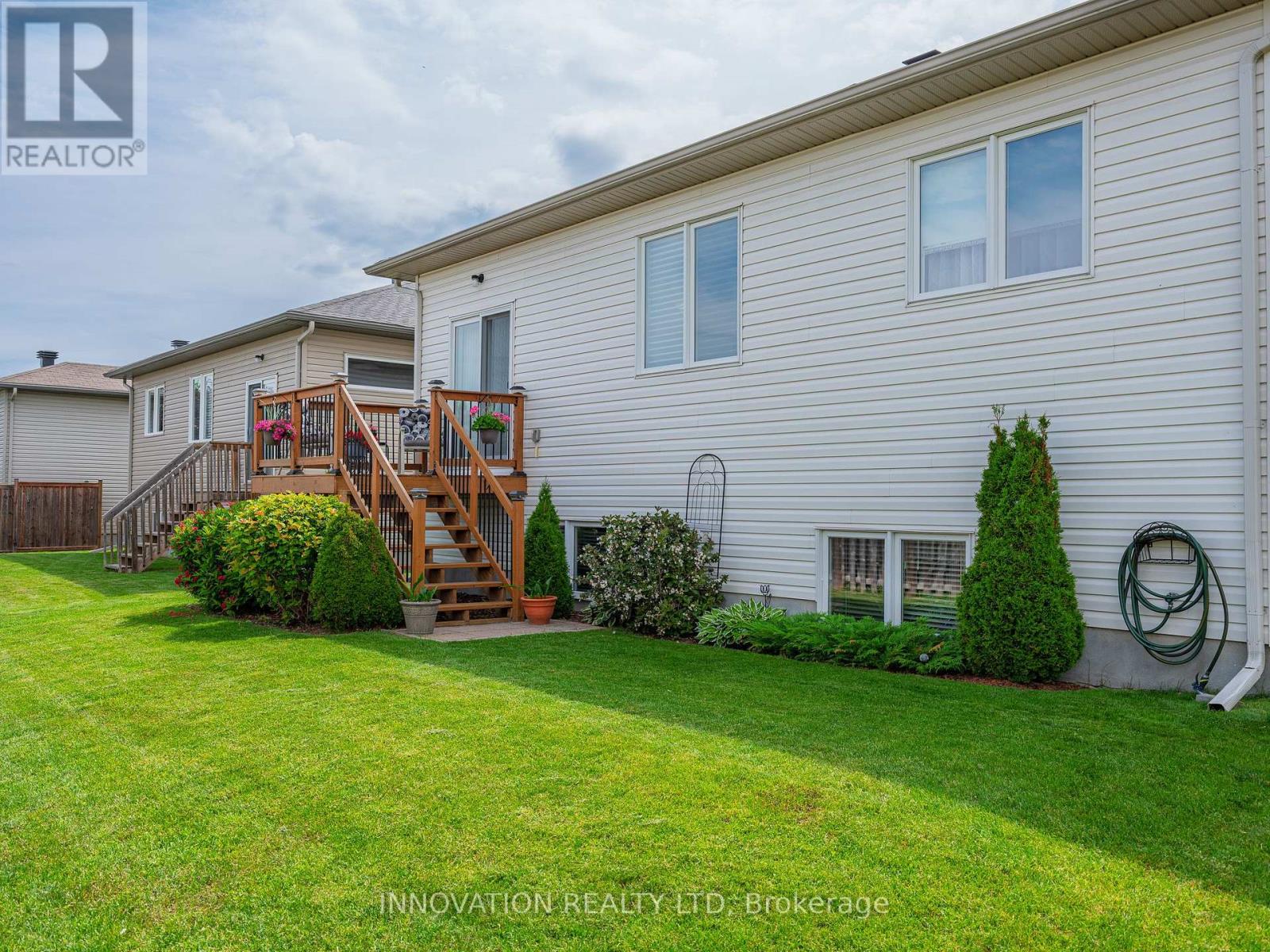 2 Bed, 2 Bath House for Sale in Arnprior – 249 EDEY STREET, Arnprior – MLS# X13483700 - Image 44
