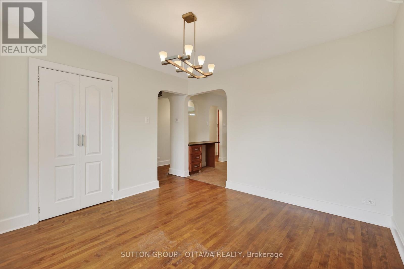 93 ONTARIO STREET - 13