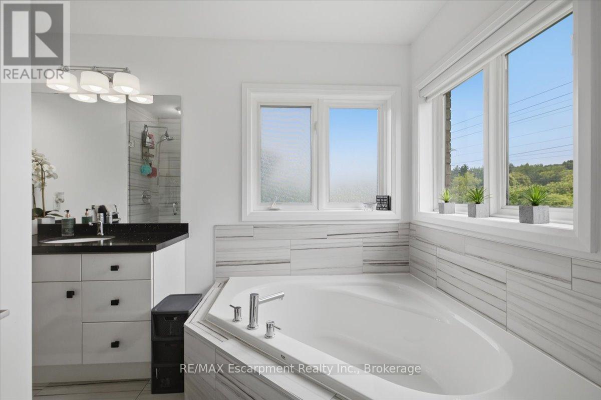 46 DOUGHERTY COURT - 25