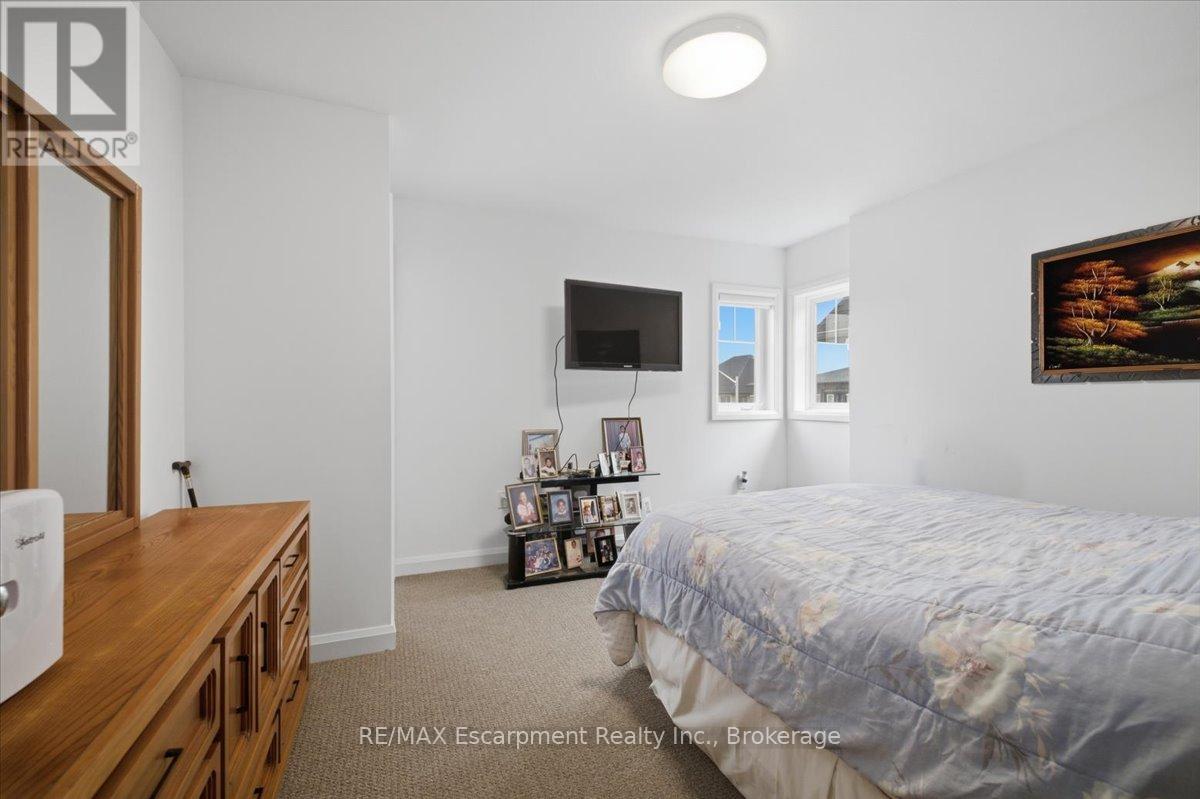 46 DOUGHERTY COURT - 30