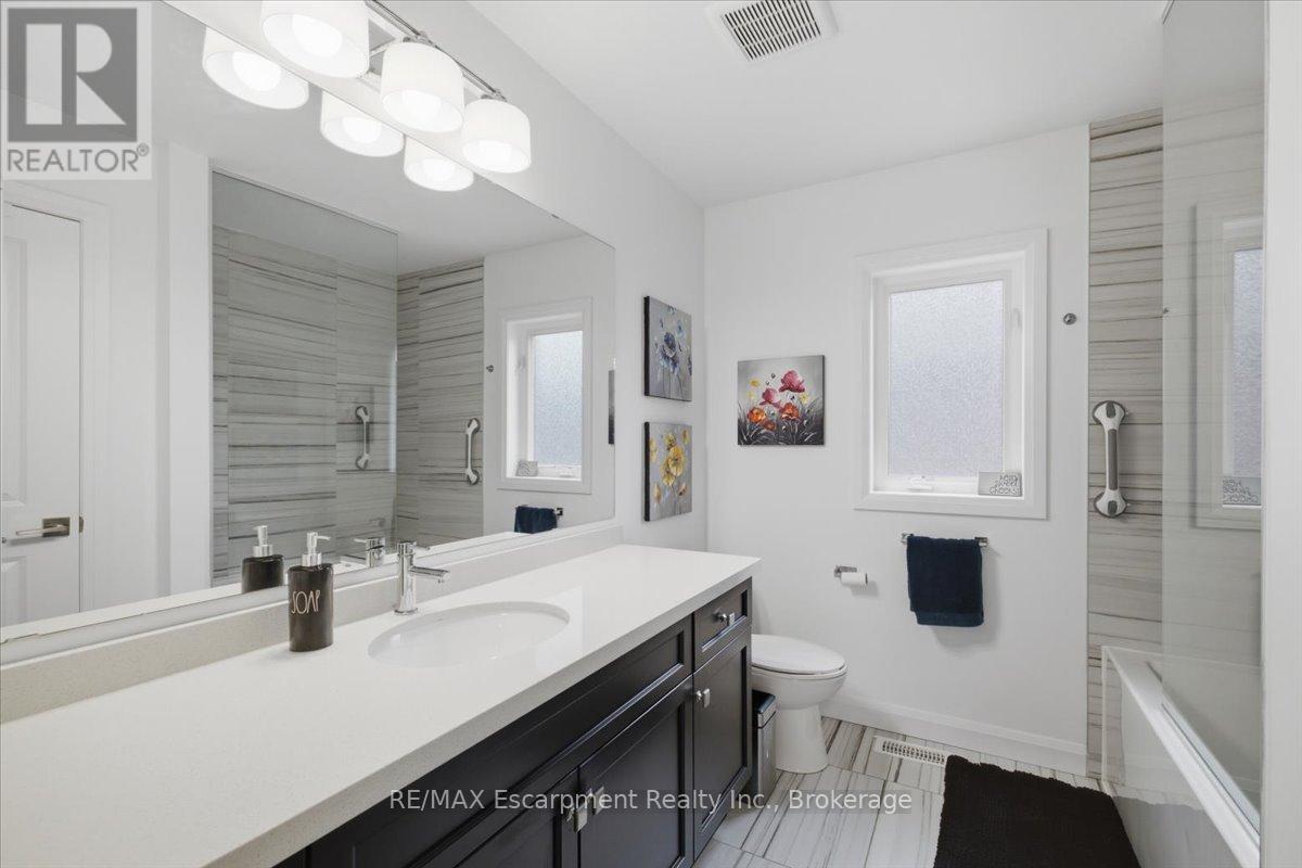 46 DOUGHERTY COURT - 32